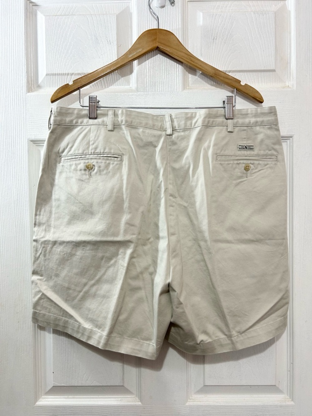 POLO Ralph Lauren Chino Khaki Pleated Cotton Shorts. Size 40. Preppy - Picture 2 of 9